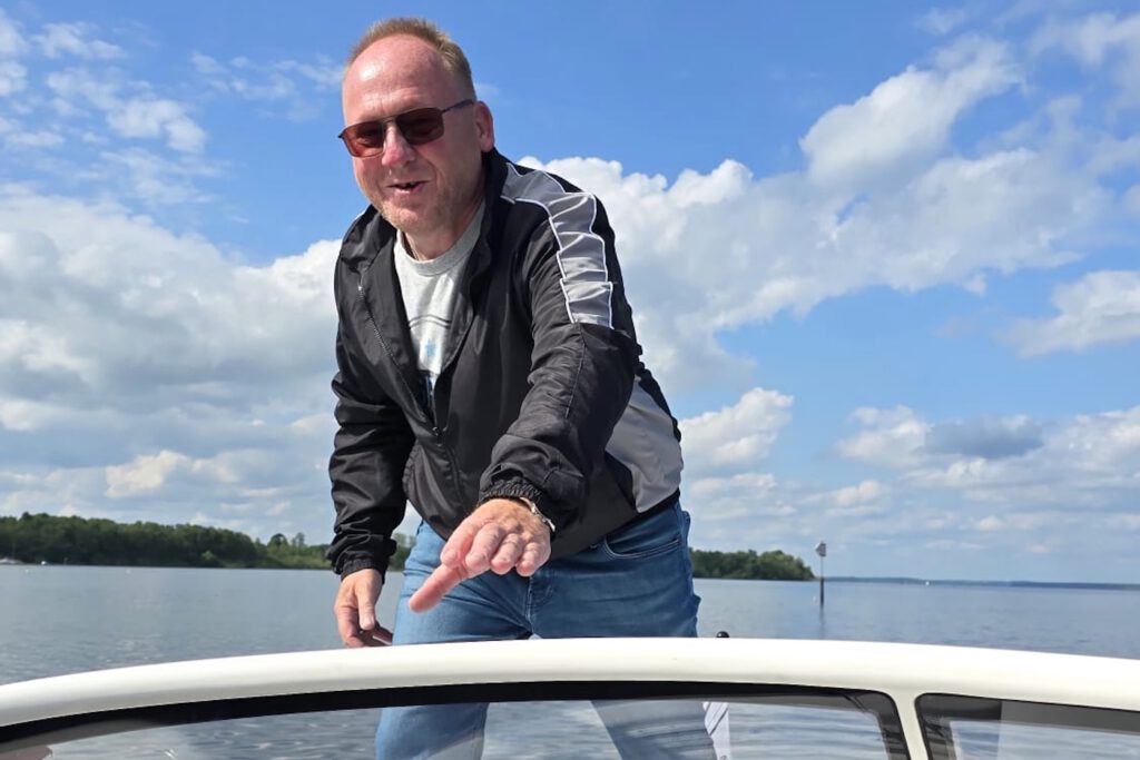 Bild 6: Immer gute Laune auf der Quicksilver von Malle.